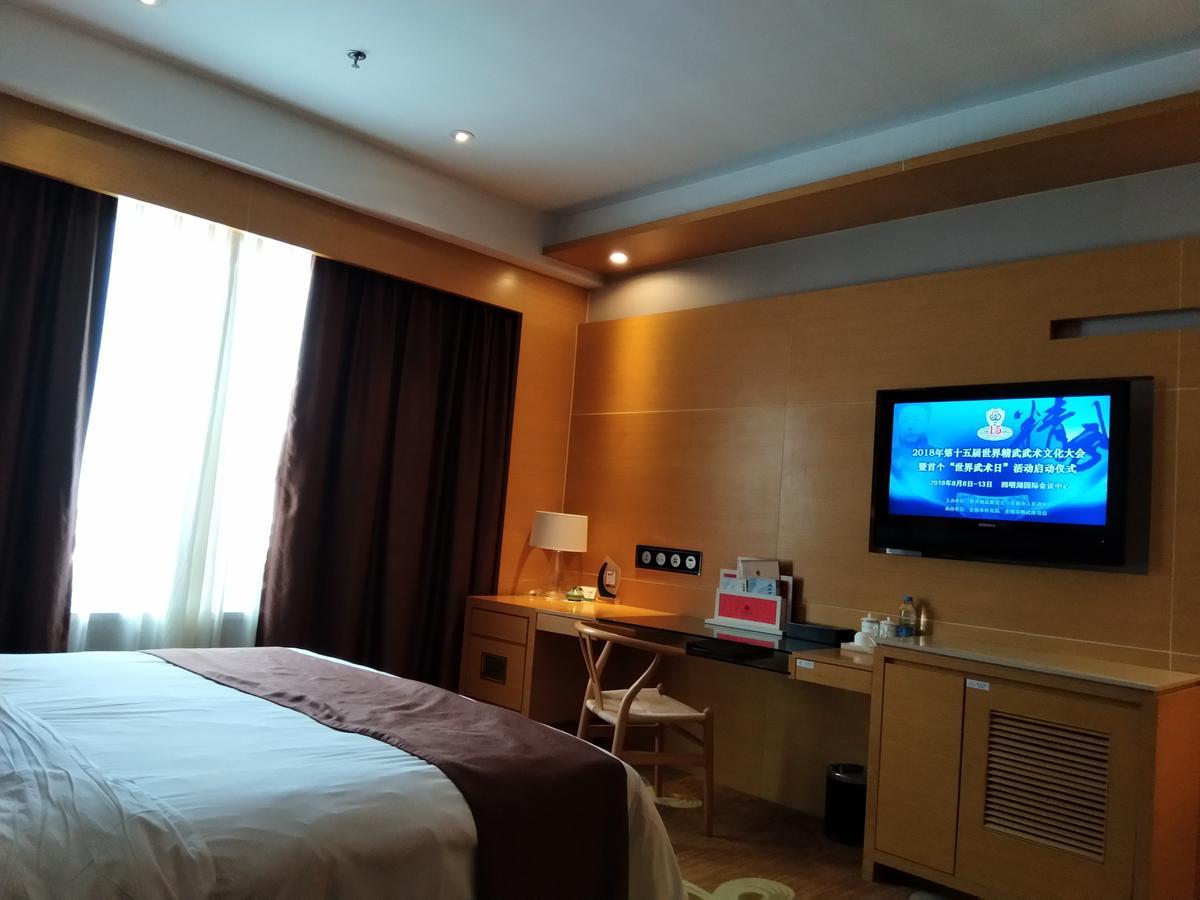Yuyao Yonghegong Hotel Екстериор снимка