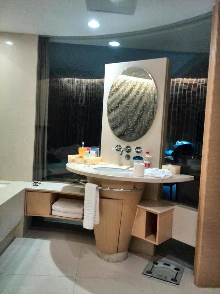 Yuyao Yonghegong Hotel Екстериор снимка