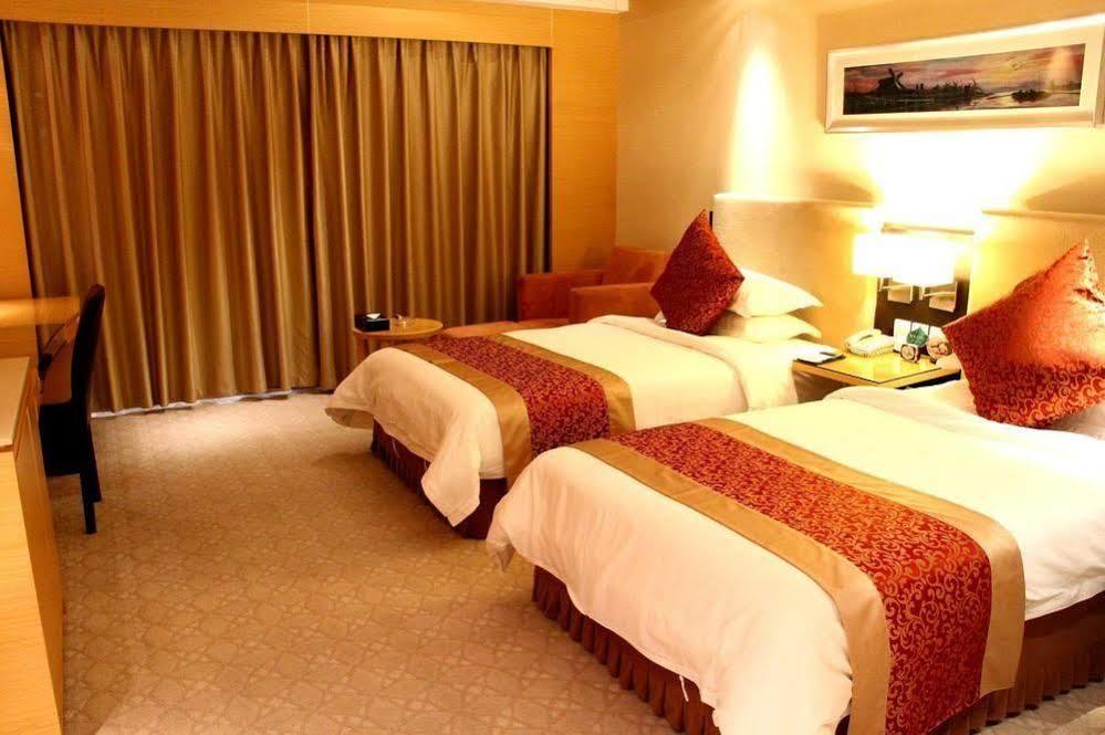Yuyao Yonghegong Hotel Екстериор снимка